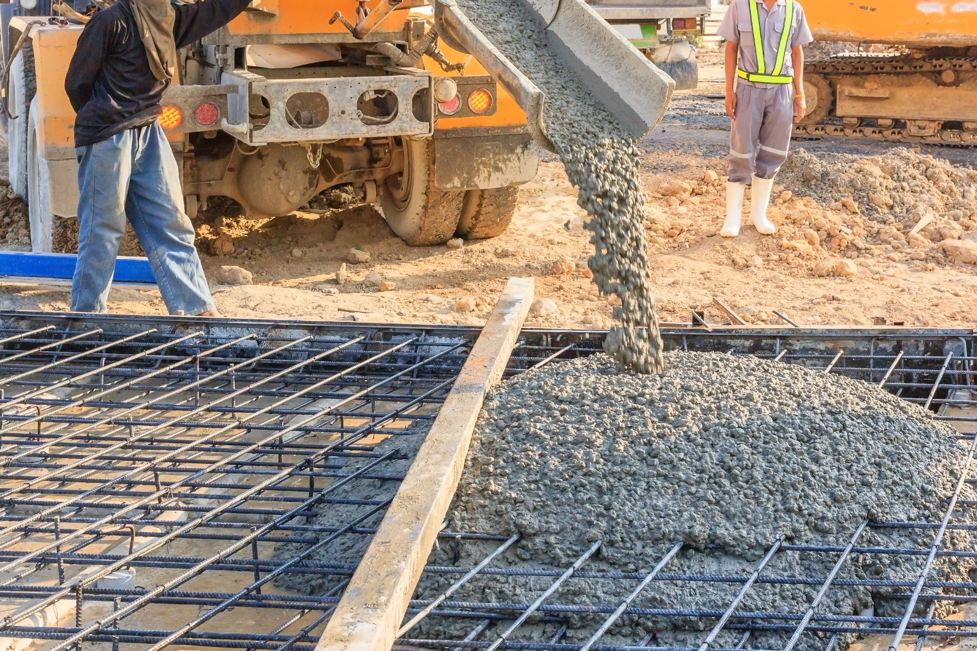 How to avoid the cracks in a wall or column for high-strength concrete?