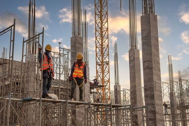 Construction_worker_at_construction_site